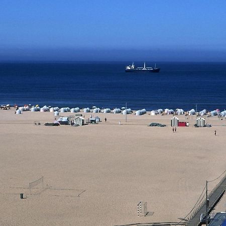 Encantador Apartamento A Frente Da Praia Do Sunset Фигейра-да-Фош Экстерьер фото