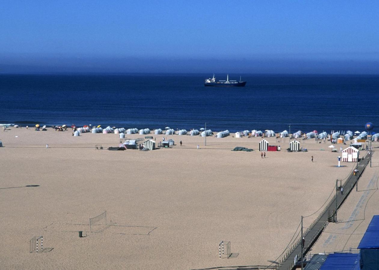Encantador Apartamento A Frente Da Praia Do Sunset Фигейра-да-Фош Экстерьер фото