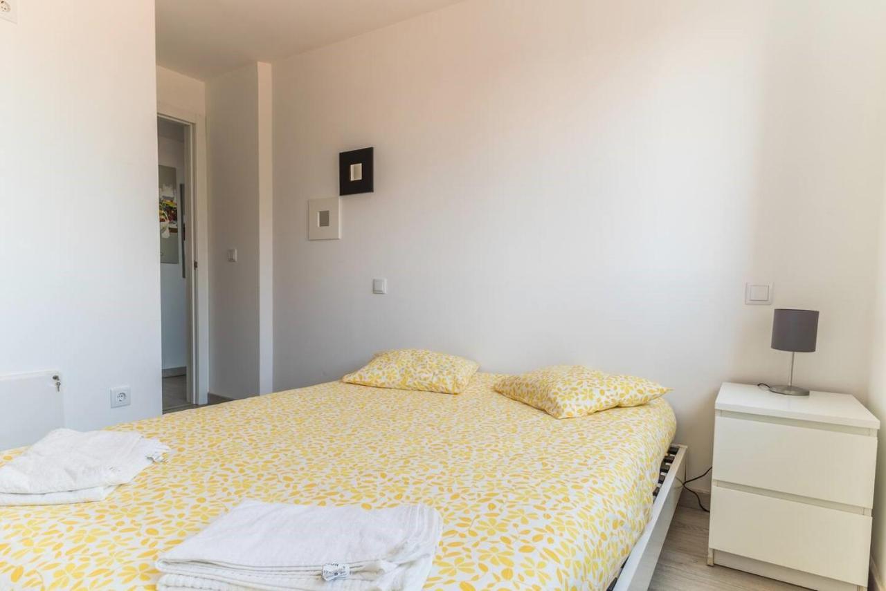 Encantador Apartamento A Frente Da Praia Do Sunset Фигейра-да-Фош Экстерьер фото