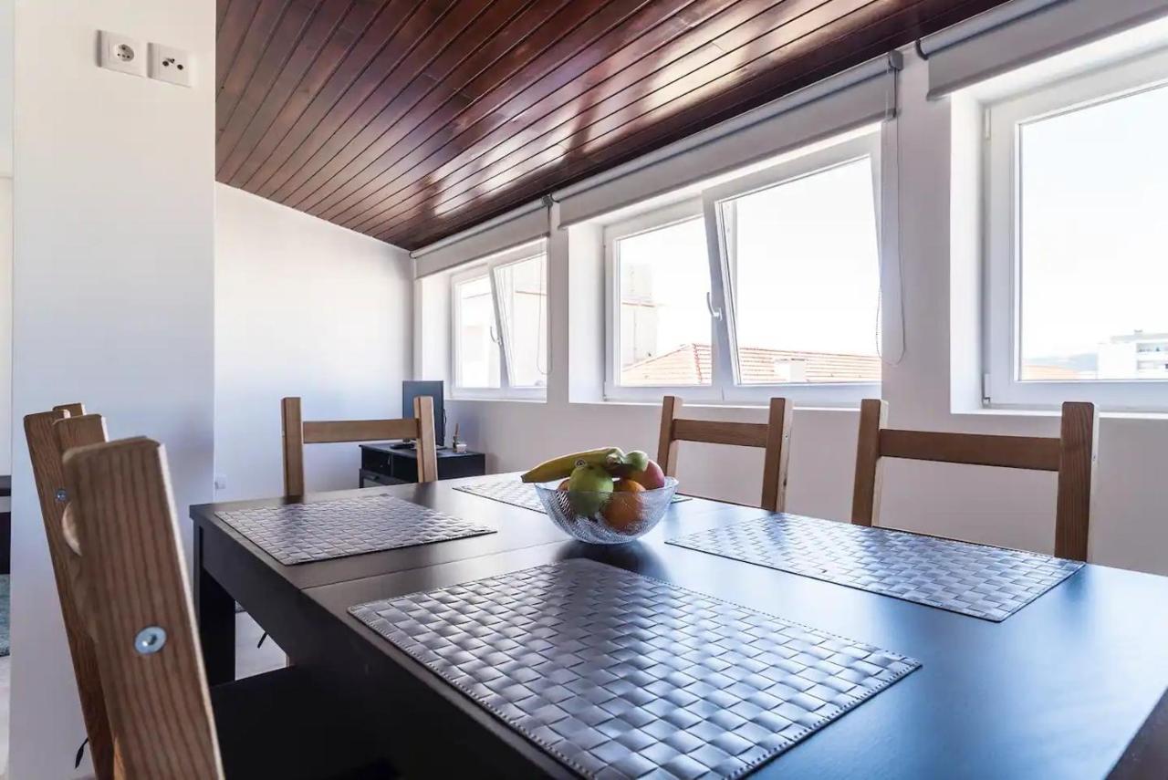Encantador Apartamento A Frente Da Praia Do Sunset Фигейра-да-Фош Экстерьер фото